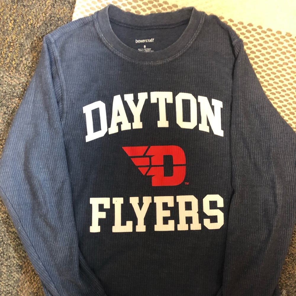 Dayton flyers sweatshirt